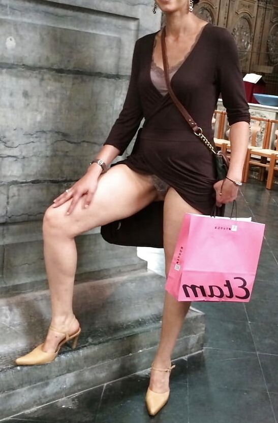 exhibition outdoor nudist
