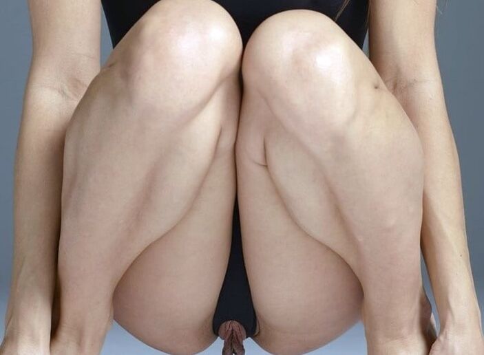 squatting is sexy as hell!