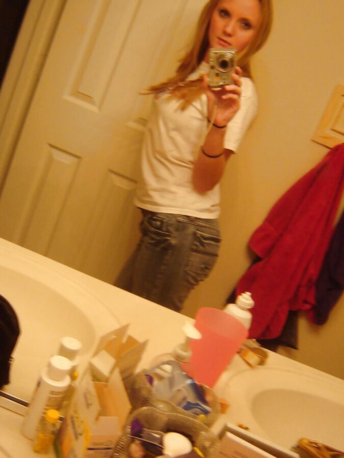 Amateur Sexy Blond PAWG