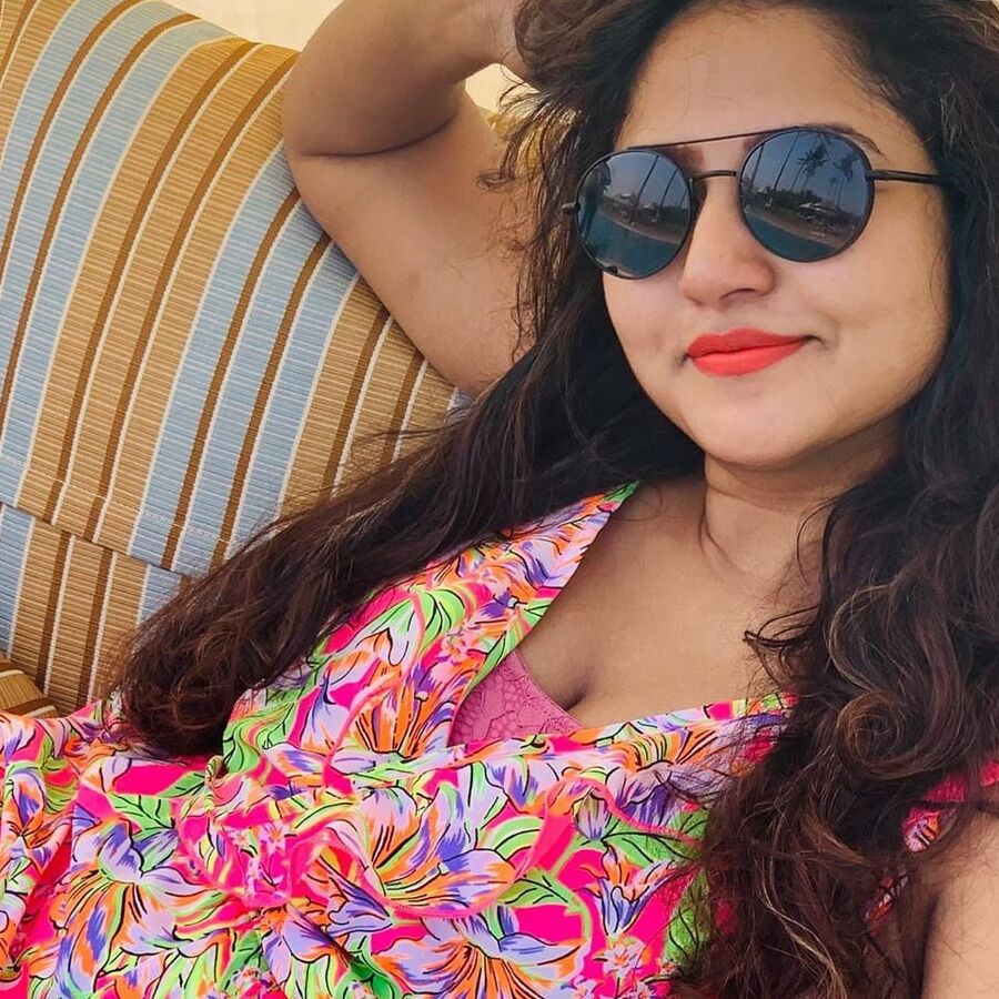 Hot Girl Sri Lanka