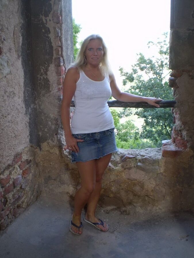 Hot Czech Wife Love Being Naked Indoor And Outdoor