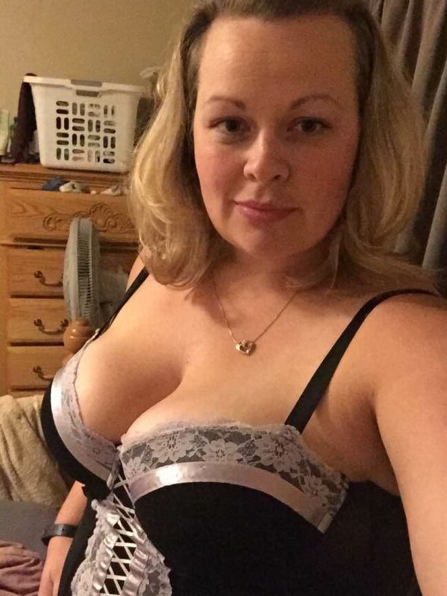 Betsy from Milwaukee Exposed