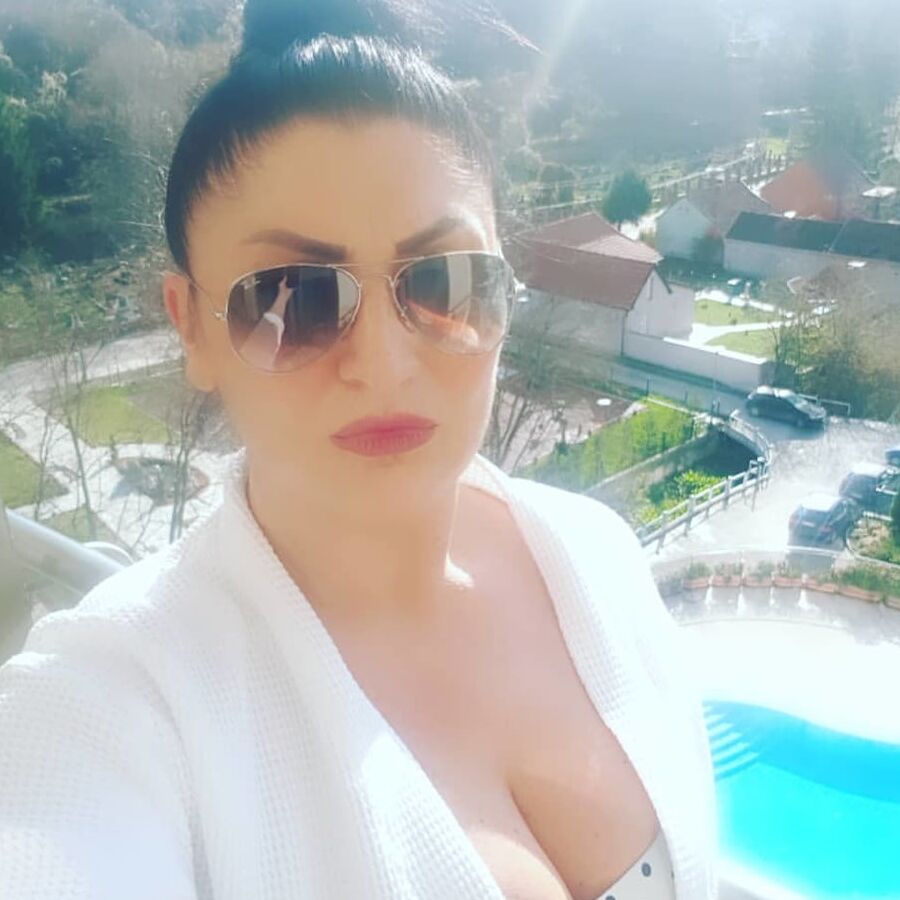 Serbian chuby whore milf big natural tits Gordana Colic