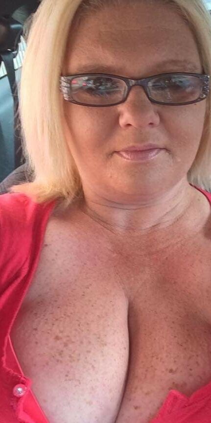 Friend&;s Mom