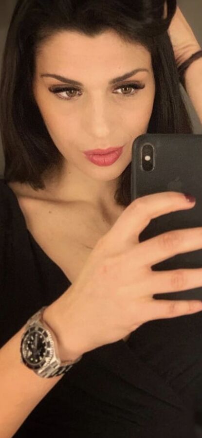 Sexy slut for cumshots