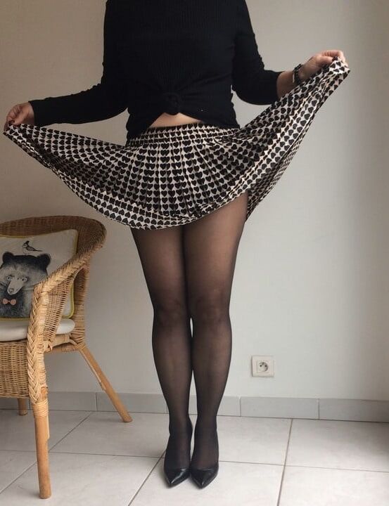 French milf qui vend ses fringues-