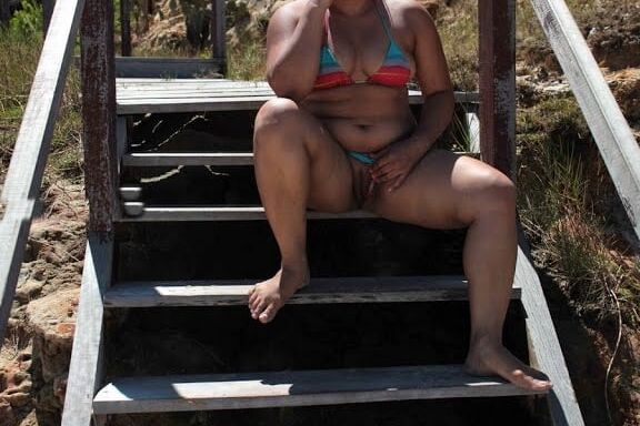 Gordinha Amadora Exibida Na Praia