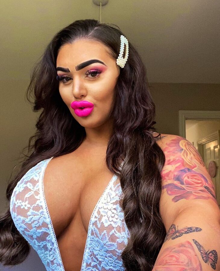 Ellie Chole Escort from Nottingham