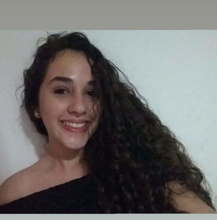 Beatriz a putinha para cum tributos
