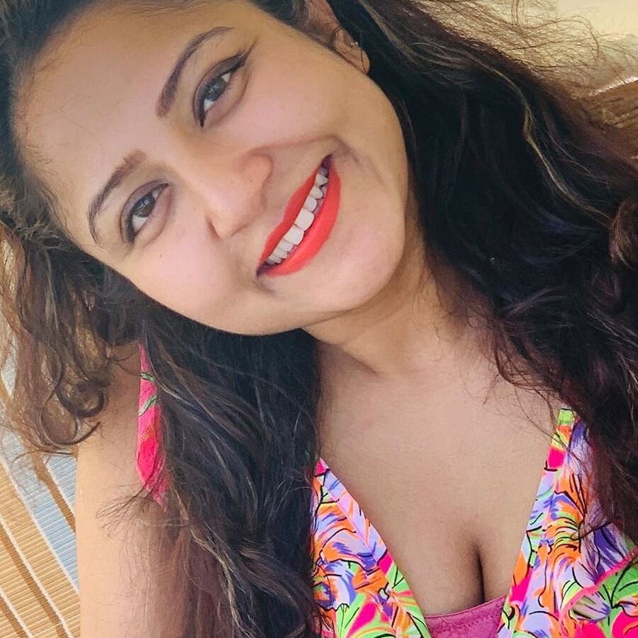 Hot Girl Sri Lanka