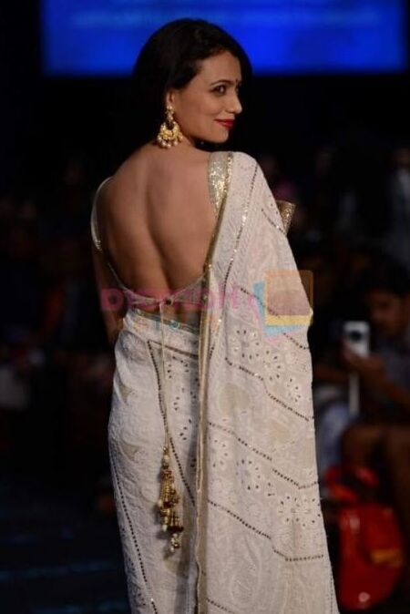 ROSHNI CHOPRA