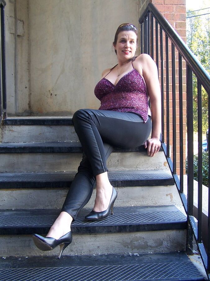 used Heels HUT seamed Nylons fetish public