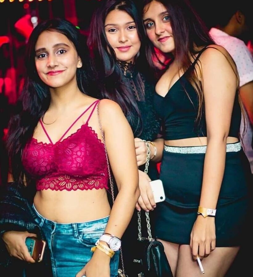 party girls