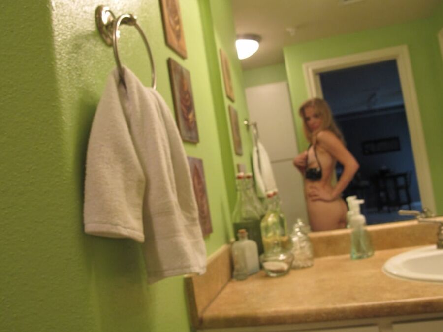 Blonde selfshot