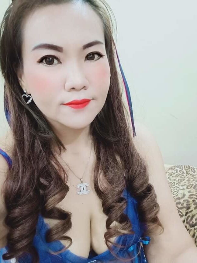 Sexy Mom