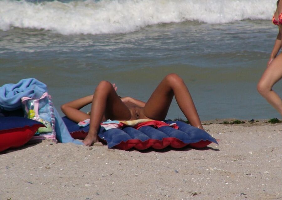 Brune a la plage