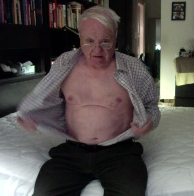 mastrubating in granny panties