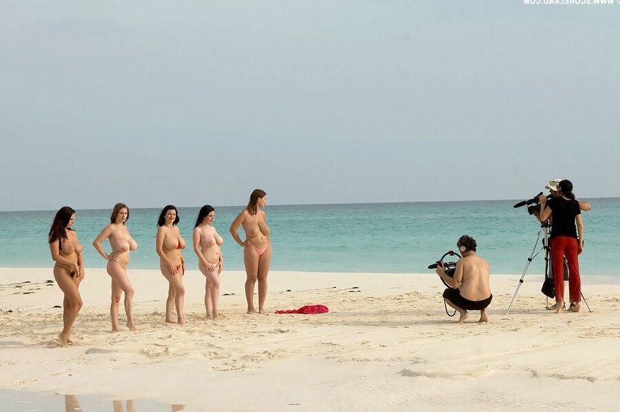 Les Sex Magazine Model