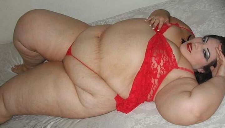 Bellies waiting for cum