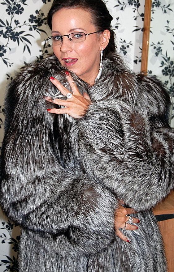 Fur - Coat - Fetish