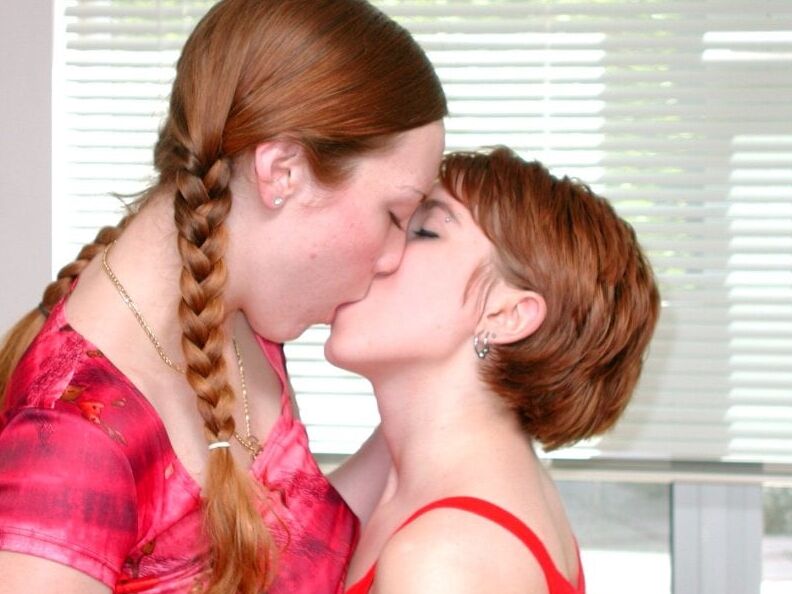 Kelly &amp; Carla