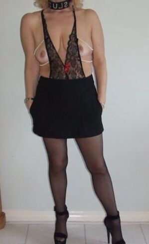 Uk Milf Jane tease in stockings