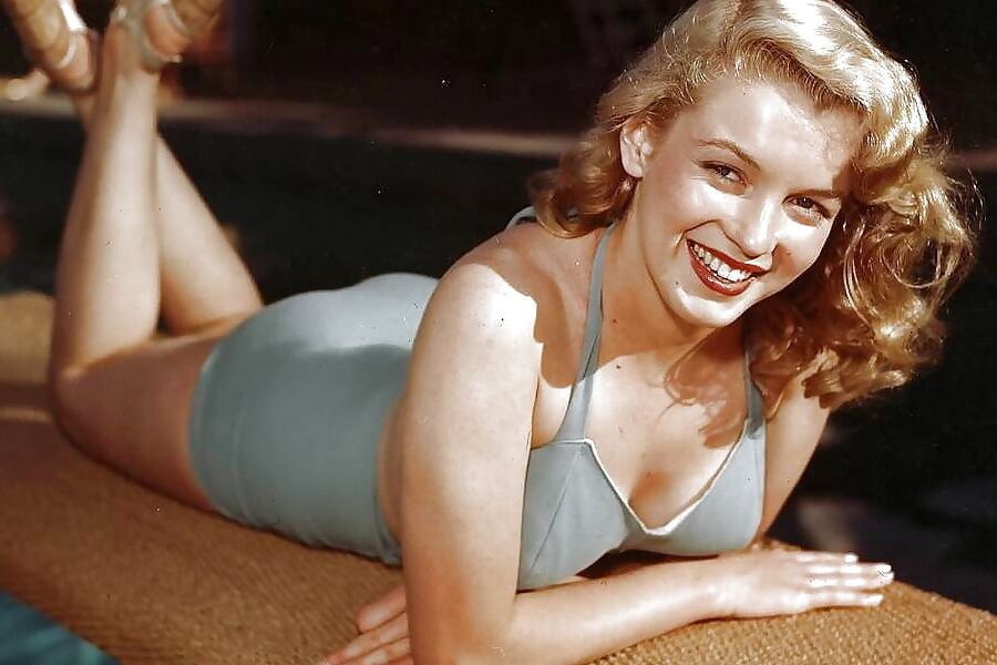 MARILYN!