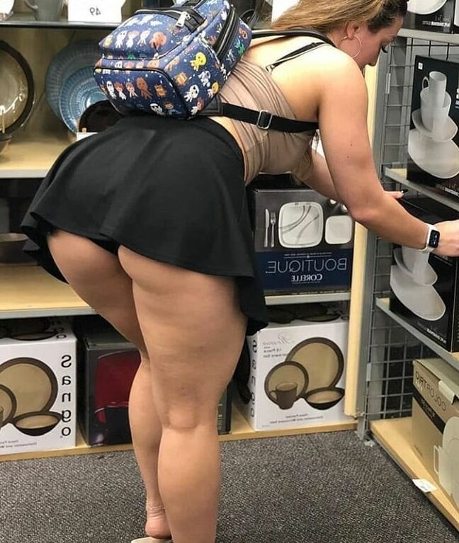 Girls in Bikinis