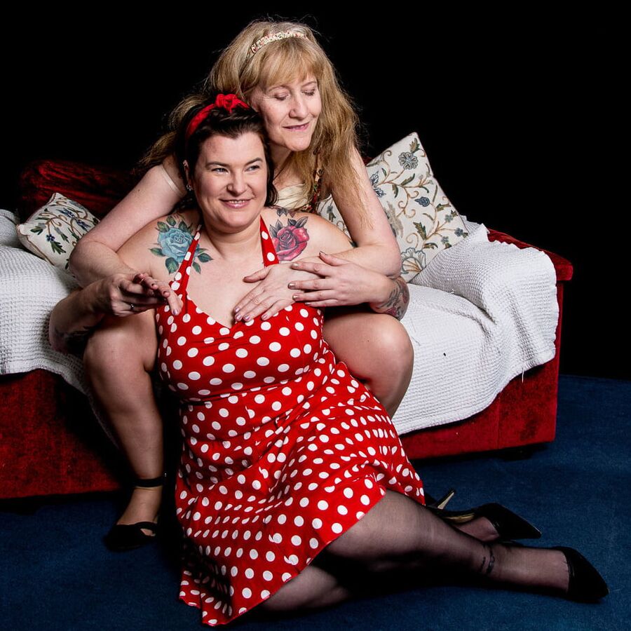 UK Pin Up Friends