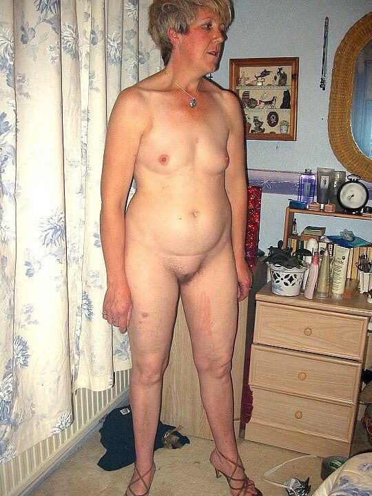 matures and chubby selfies
