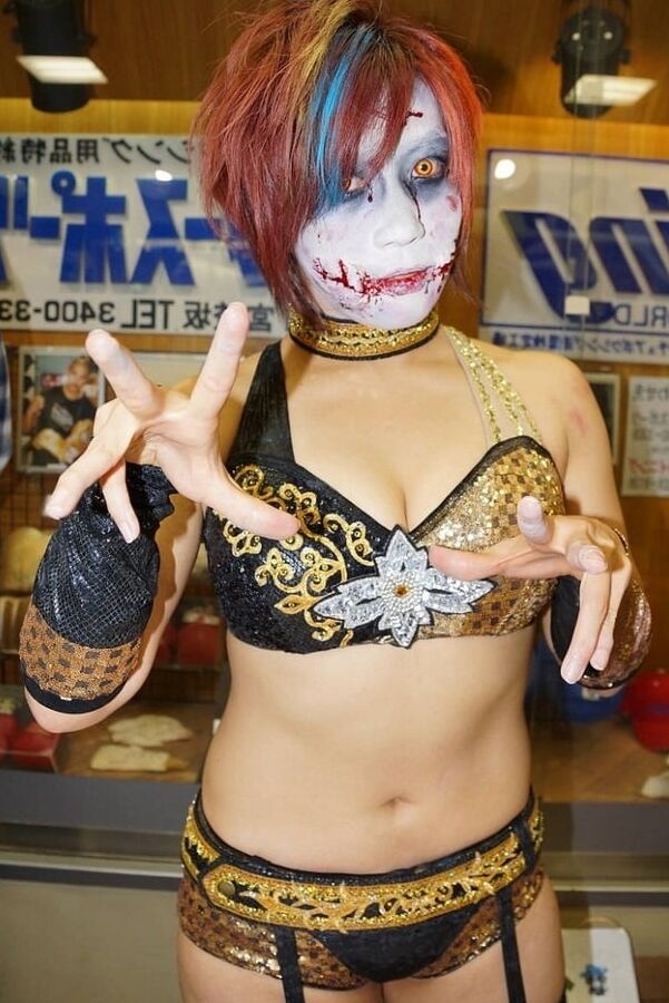 WWE Asuka