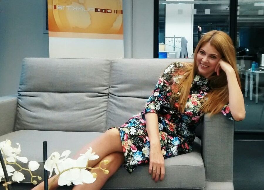 Weather Mature in German TV Maxi Biewer
