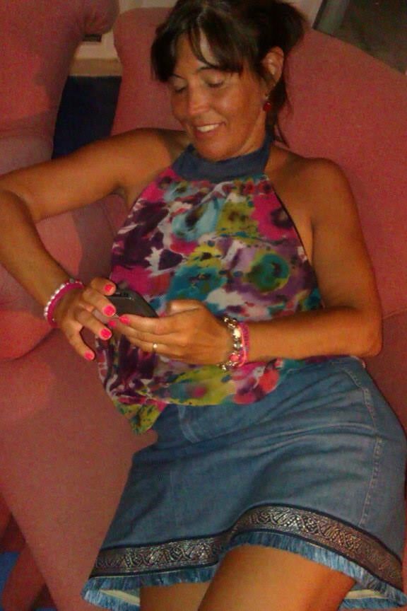 Hot mature Fernanda - comment and rate