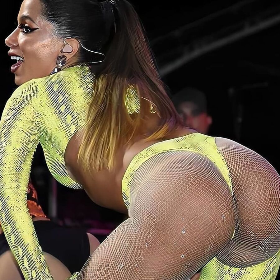 Anitta (Reino Animal - Carnaval )