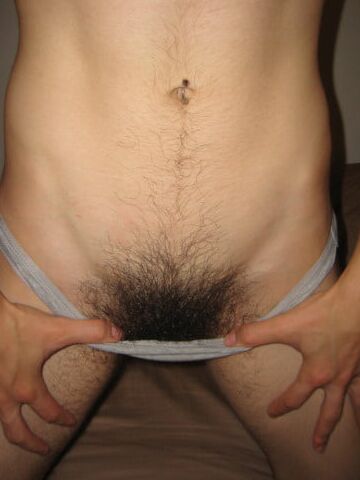 hairy treasure trails women