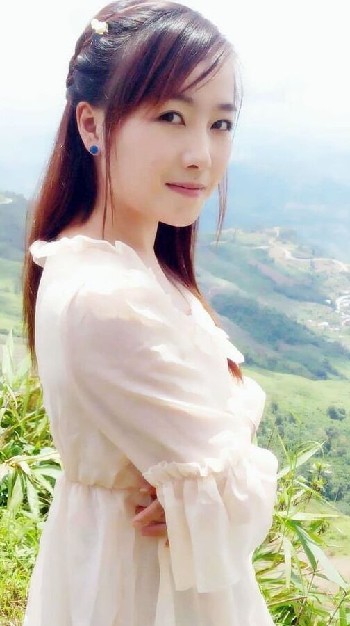 Childhood Crush: Txiab Yaj