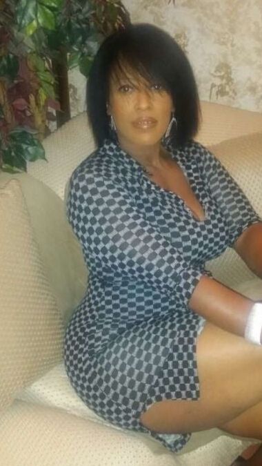 Grown Woman Alert