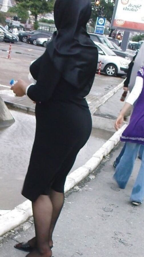 ARAB HIJAB MOMS