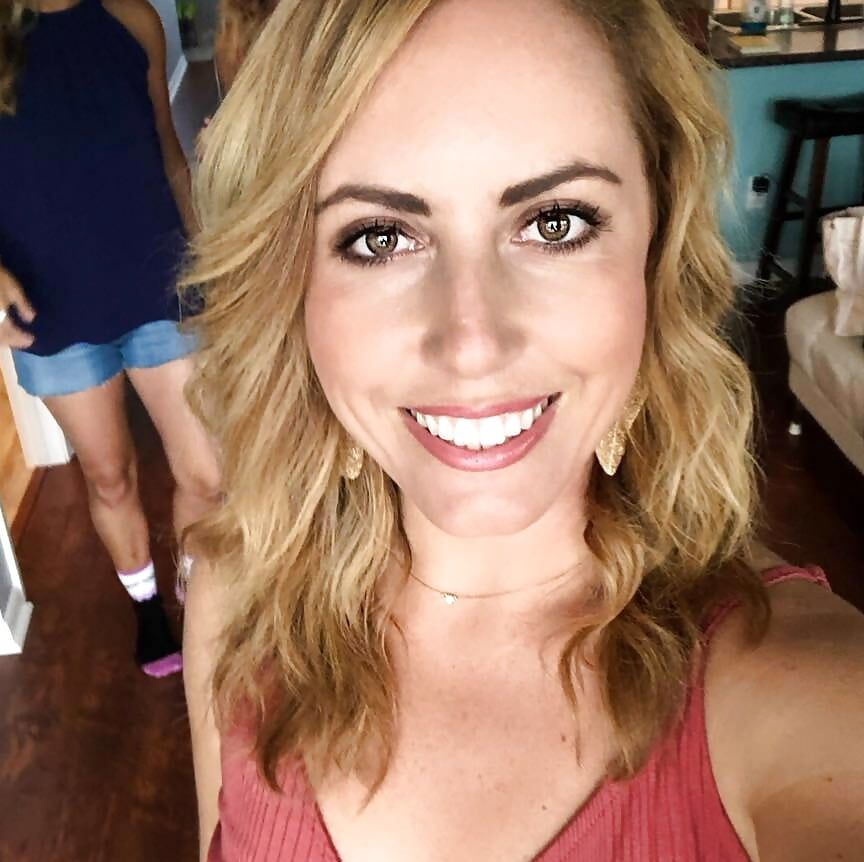 Which Hot Milf Gets Your Cum
