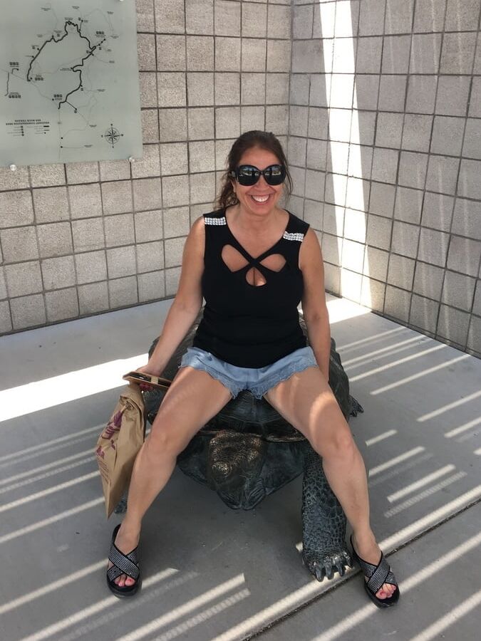 mature wife Lisa (send photos of your wives)