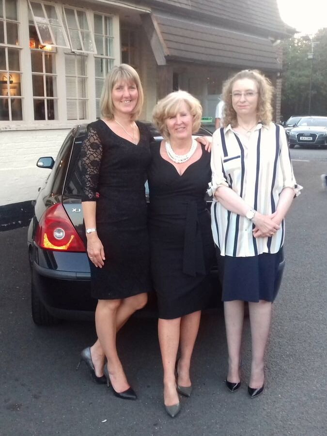Retro wives -