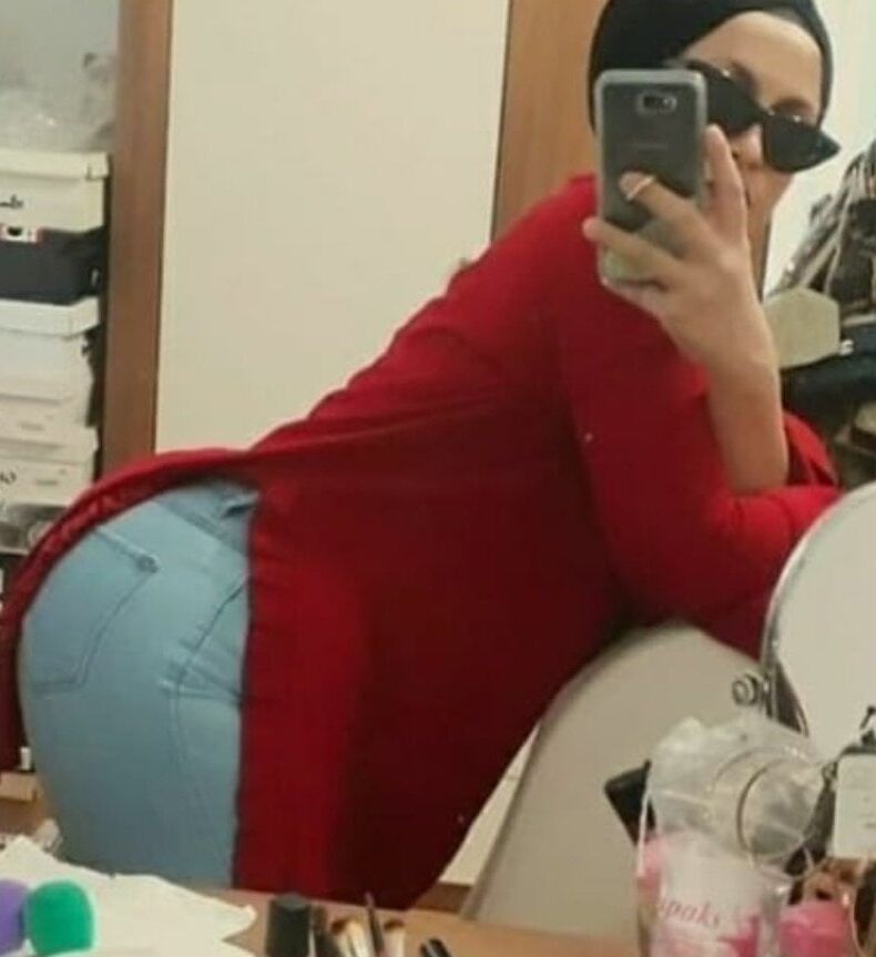 Hot Hijab Girls