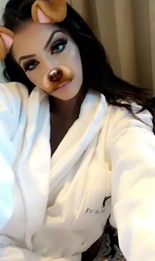 Sexy Slut Faryal Bj Lips paki Slut
