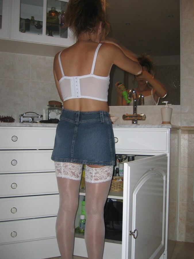 Women Need Exposure - Another Sexy MILF