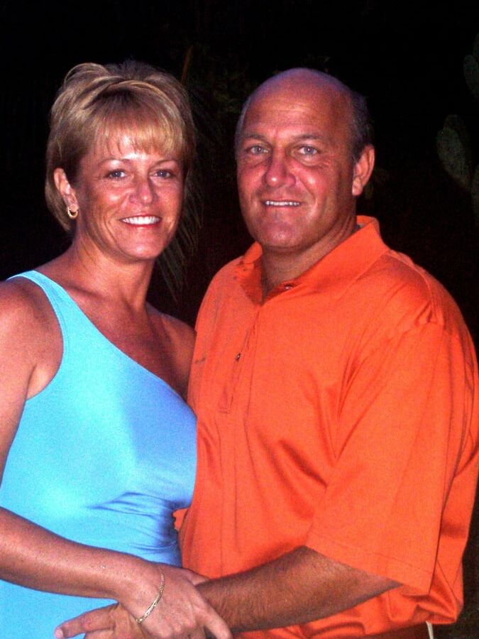 Unknown beautiful American wife