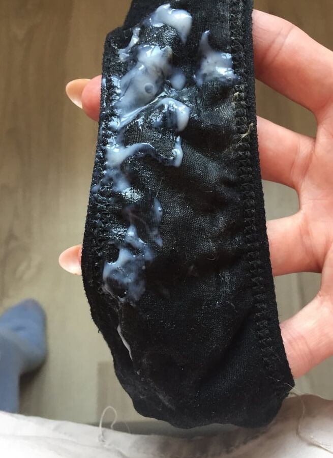Cummy Panties