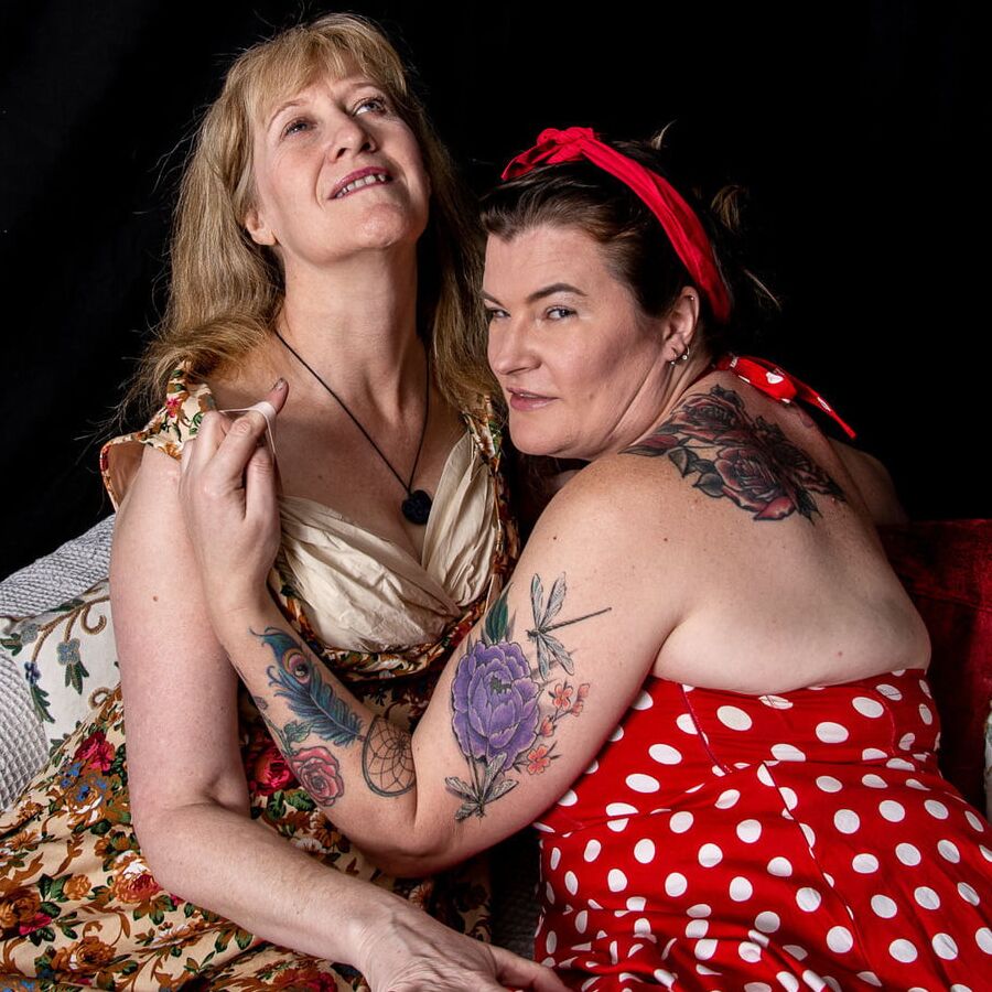 UK Pin Up Friends