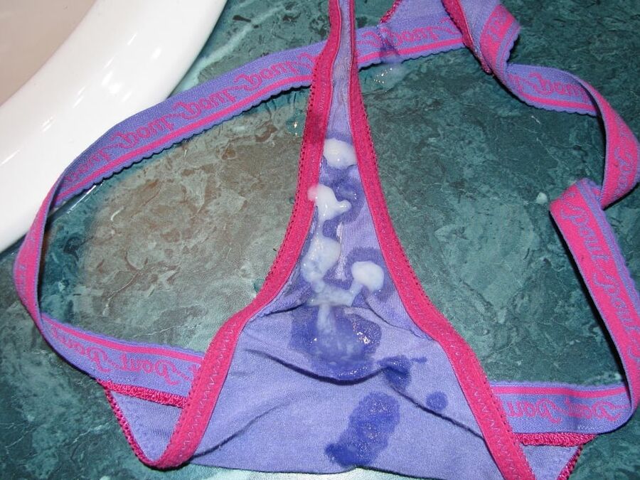 Cummy Panties
