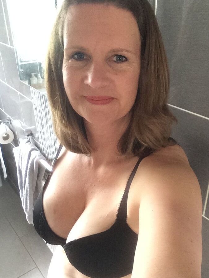 erica roberts exposed by her cuckold husband