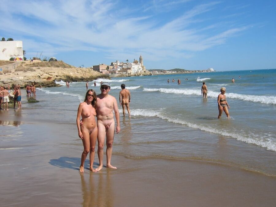 French NAS - Nice nudist couple
